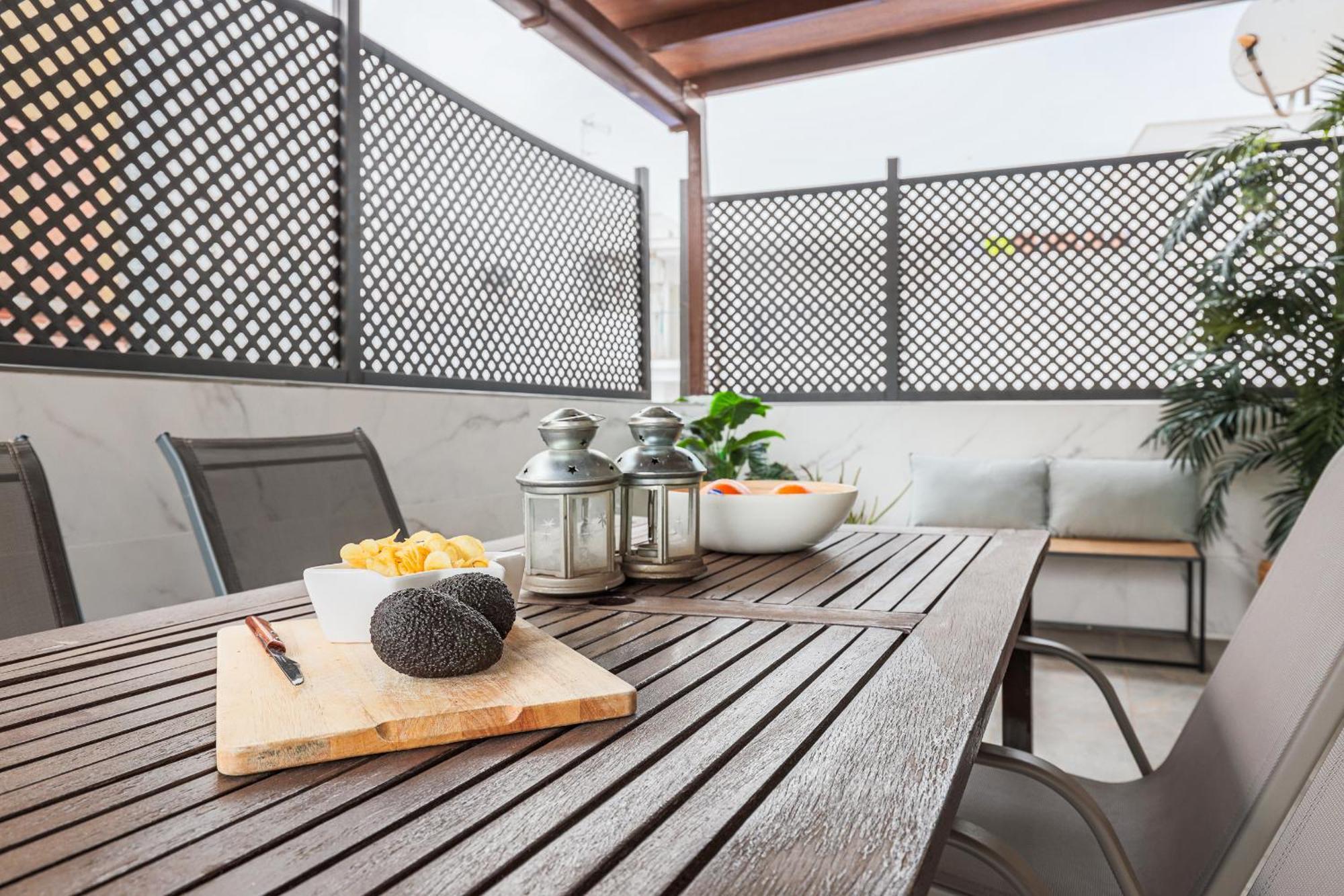 Fantastico Atico 2 Hab Gran Terraza Sevilla/triana Appartement *